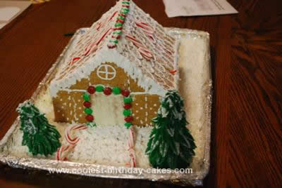 Homemade Christmas Gingerbread House Cake