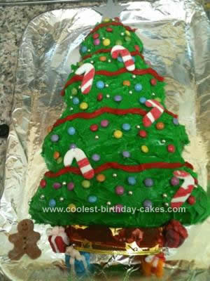 Homemade   Christmas Tree Cake