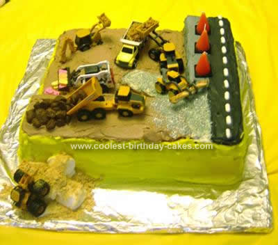 Awesome Homemade Construction Site Birthday Cake