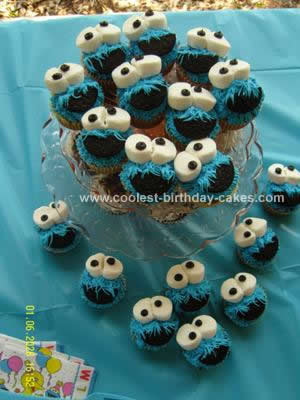 Homemade Cookie Monster Cupcakes