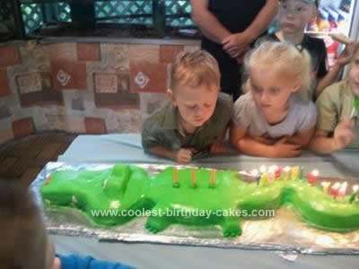 Homemade Crocodile / Alligator Birthday Cake