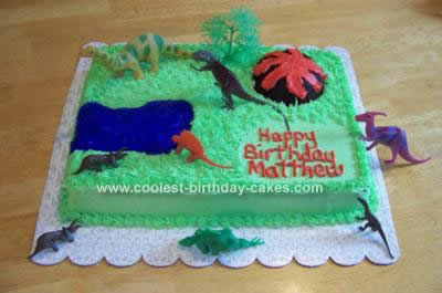 Homemade Dinosaur Theme Cake Idea