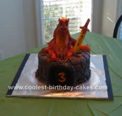 coolest-dragon-birthday-cake-71-21457896.jpg
