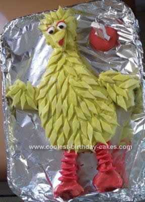 Homemade Elli Big Bird Cake Design