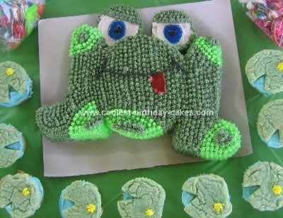 Homemade Frog Cake and Lillypad Cupcakes