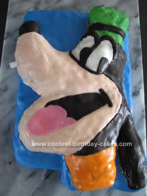 Homemade Goofy Cake Design