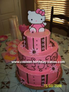 Hello Kitty Birthday Cake | www.cakeamsterdam.com | Flickr