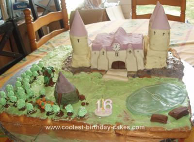 Homemade Hogwarts Birthday Cake