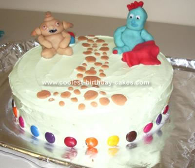 Igglepiggle and Makka Pakka Cake