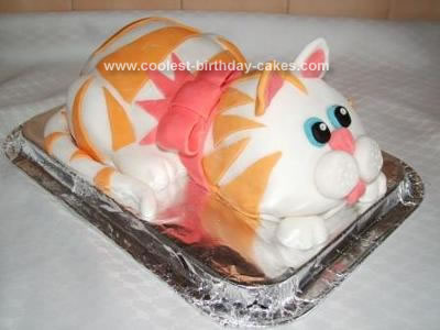 Homemade Kitty Cat Cake