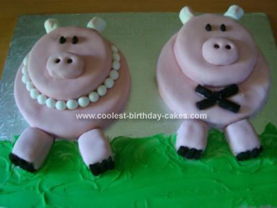 Homemade Piggy Cakes
