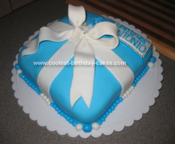 Tiffany Present Box Cake