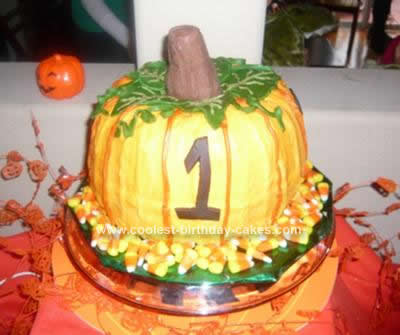 Homemade Pumpkin and Mini Pumpkin Cake