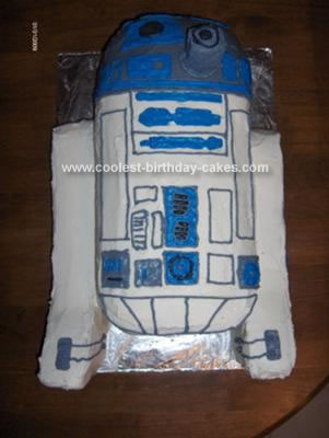 Homemade R2 D2 Cake