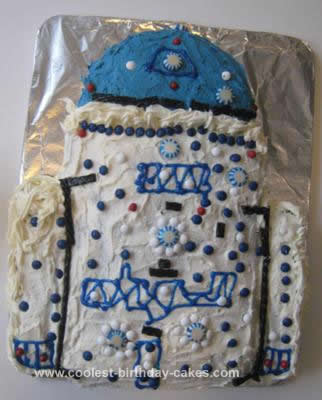 Homemade R2D2 Birthday Cake Design
