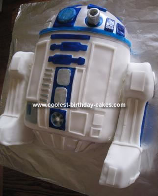 Homemade R2D2 Cake