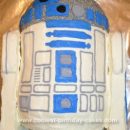 Homemade R2D2 Star Wars Cake