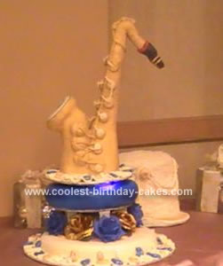 Conceptual Musical Chocolate Cake with Saxophone and Notes. Stock Image -  Image of musical, celebration: 155635183
