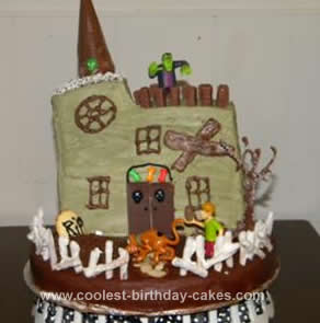 Homemade Scooby Doo Haunted House Cake