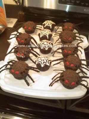 Homemade Spider and Web Cupcakes