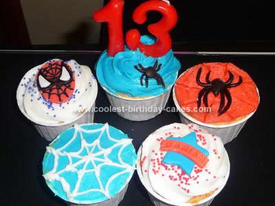 coolest-spiderman-cupcakes-104-21366111.jpg