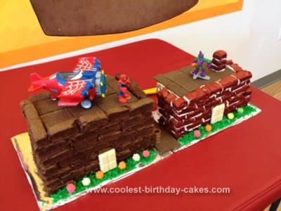 Homemade Spiderman vs Green Goblin Cake