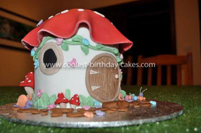Coolest Toadstool House Cake