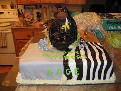 Safari Cake with edible monkey