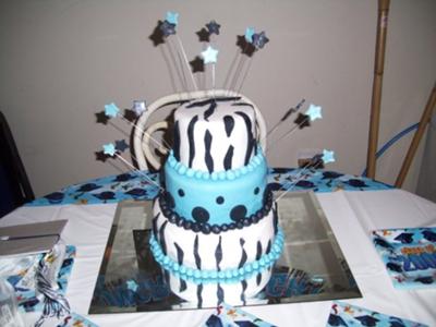 Zebra and blue graduation cake