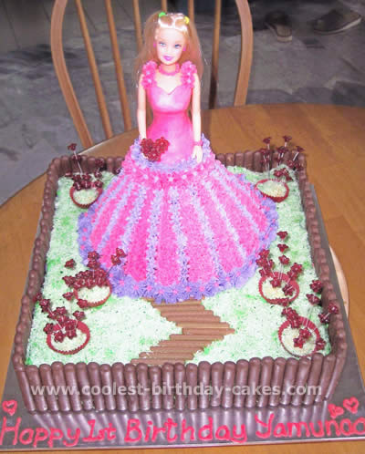 Coolest Barbie Cake Pictures on the Web's Largest Homemade Birthday Cake Gallery