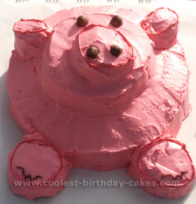 Pig-Shaped Birthday Cake Ideas and Photo