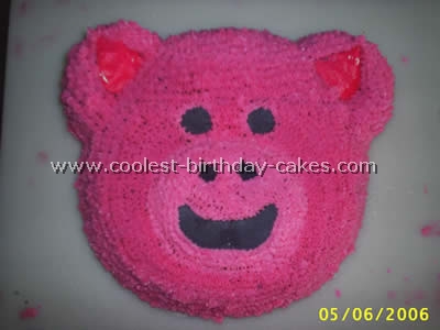 Pig-Shaped Birthday Cake Ideas and Photo