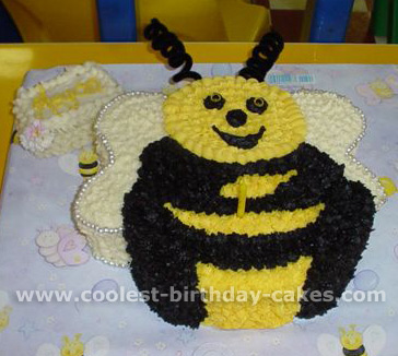 Bumble Bee Cake Photo