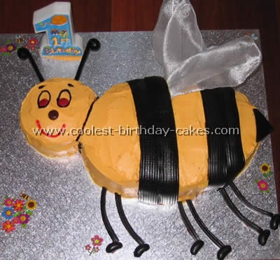 Bumble Bee Cake Photo