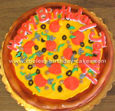 Cake Decorating Tips for Pizza-Shaped Cakes