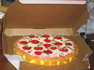 Cake Decorating Tips for Pizza-Shaped Cakes