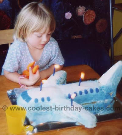 Airplane Cake Photo