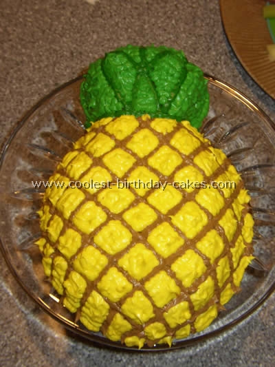 Fruit-Shaped Creative Cakes