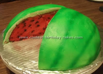 Fruit-Shaped Creative Cakes