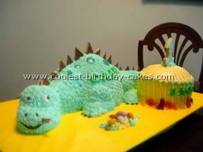 Dinosaur Picture Cake