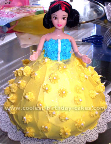 Disney Snow White Cake Photo