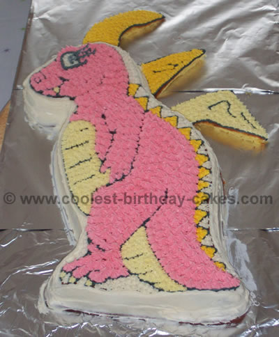 Dragon Tale Cake Photo