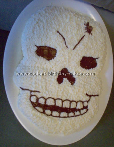 Skull Cake - Free Cake Decorating Idea