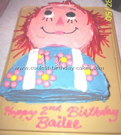 Raggedy Ann Fun Cake Design