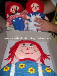 Raggedy Ann Fun Cake Design