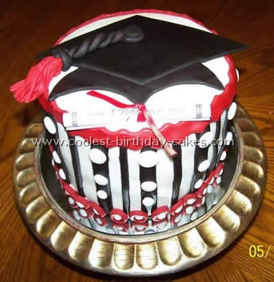 Graduation Cake Photo