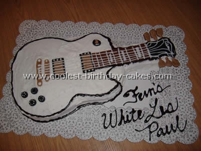 Guitar Cake