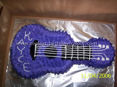 Guitar Cake