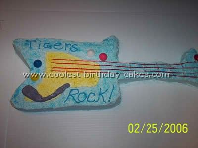 Awesome Guitar Cake Designs to Make the Coolest Ever Guitar Cakes