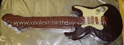 Guitar Cake